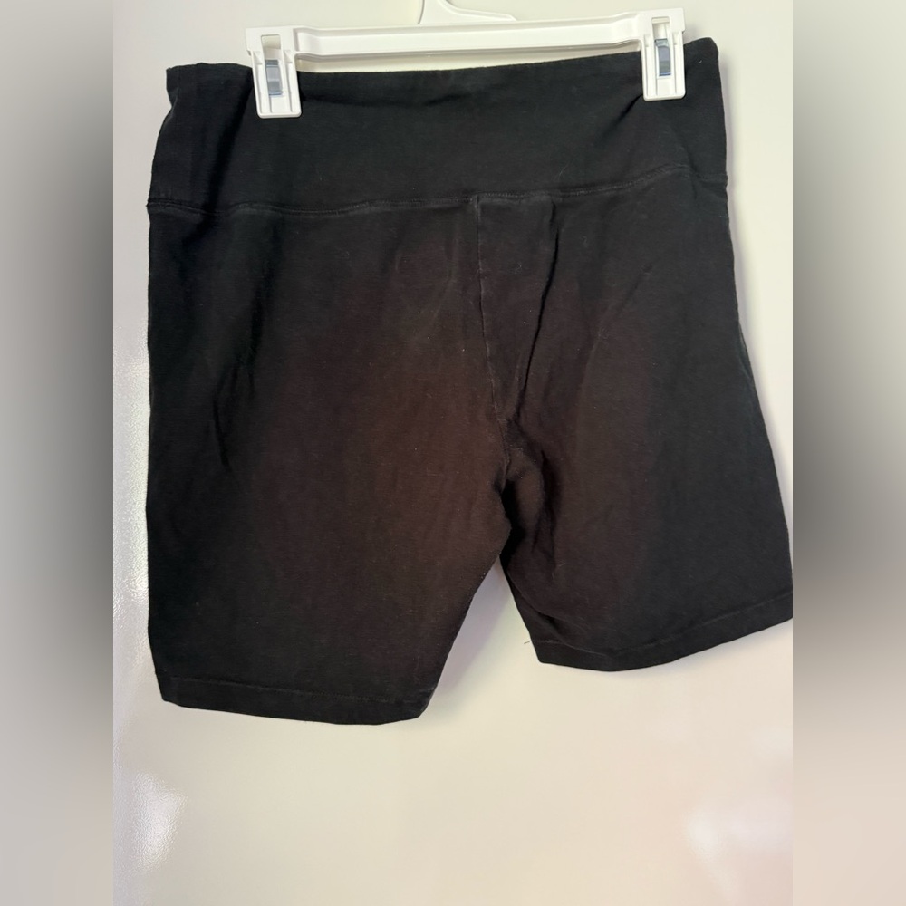 Colsie Black biker shorts - Picture 2 of 3